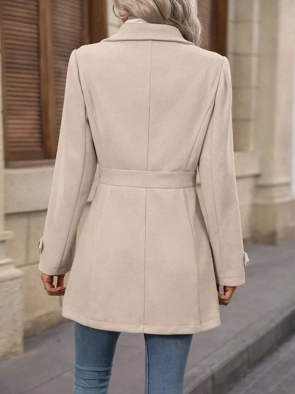 Veronika – Cappotto urbano premium con bottoni