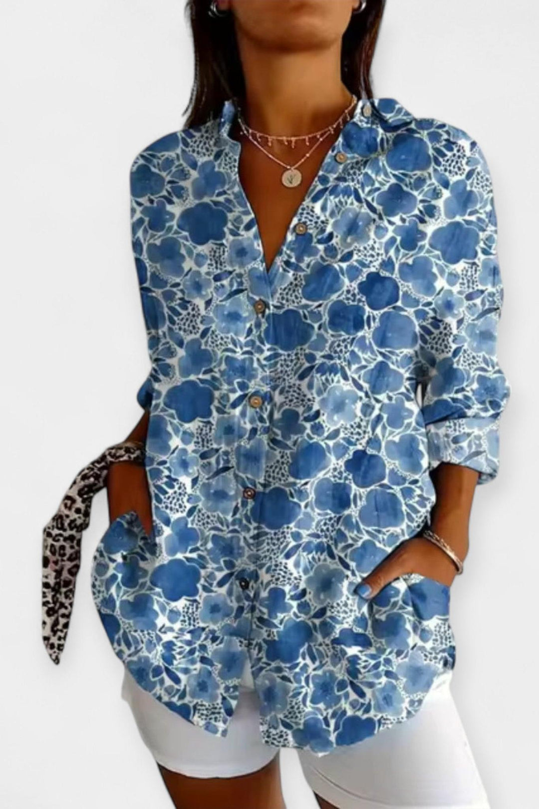 Camicia a bottoni con motivo floreale